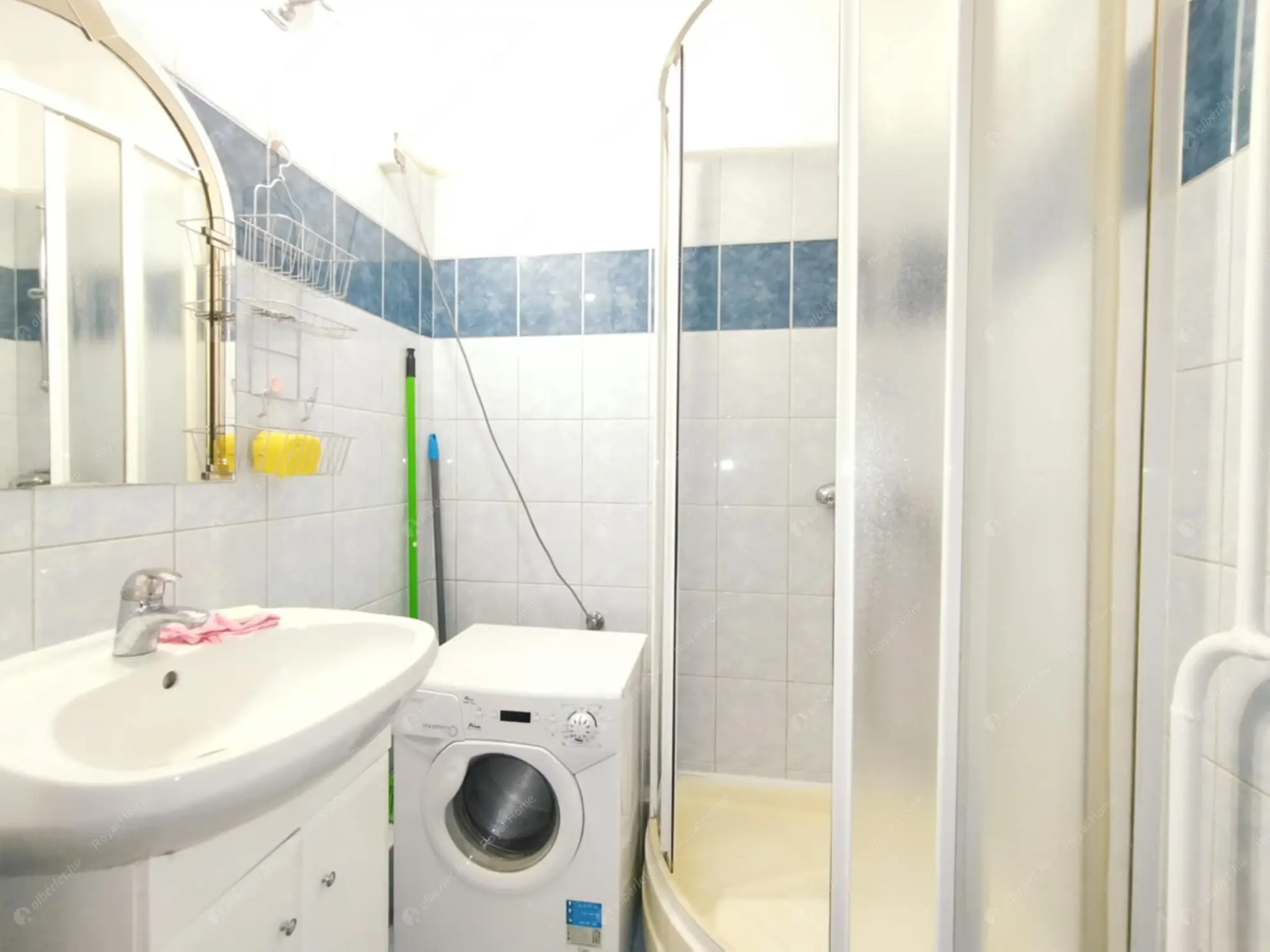 Kiadó albérlet 189000 Ft/hó áron: Budapest, IV. kerület  Petőfi utca. Mérete: 35 nm, 1 szobás | Alberlet.hu - 6589701