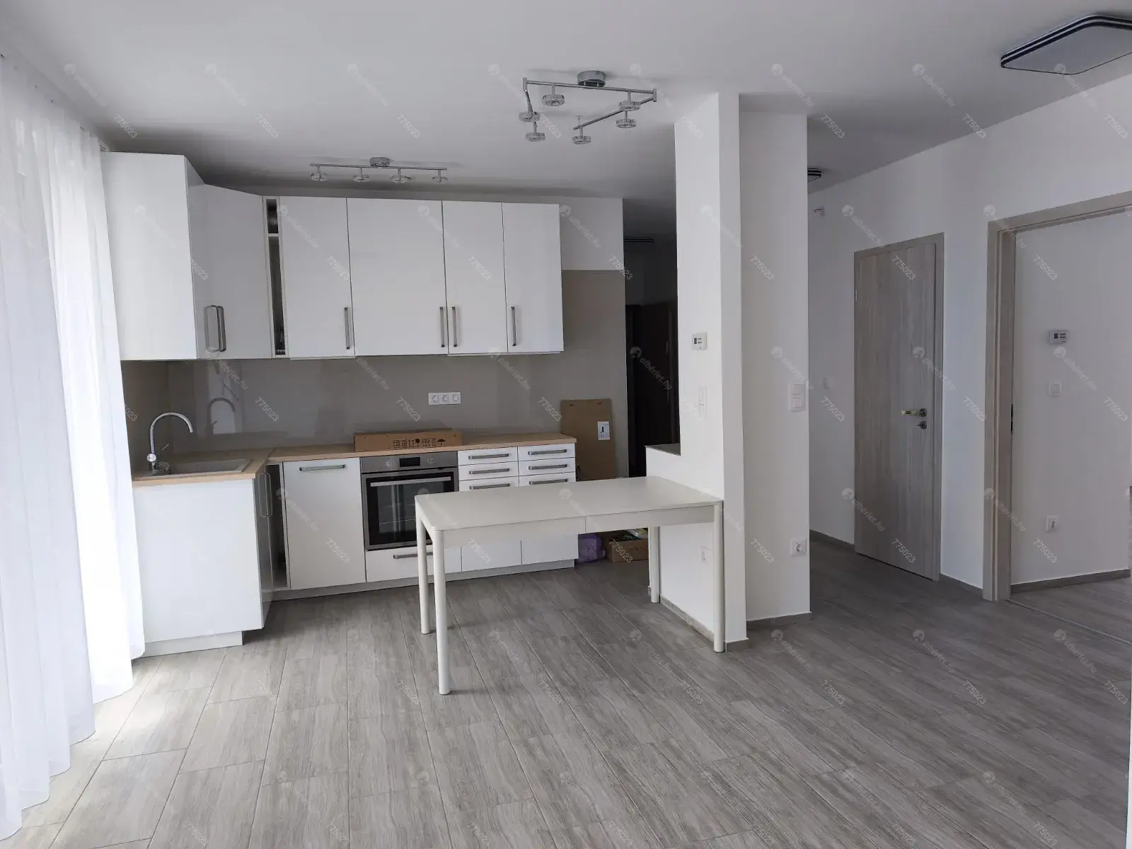 Kiadó albérlet 270000 Ft/hó áron: Budapest, IV. kerület  Petőfi utca. Mérete: 60 nm, 3 szobás | Alberlet.hu - 6659746