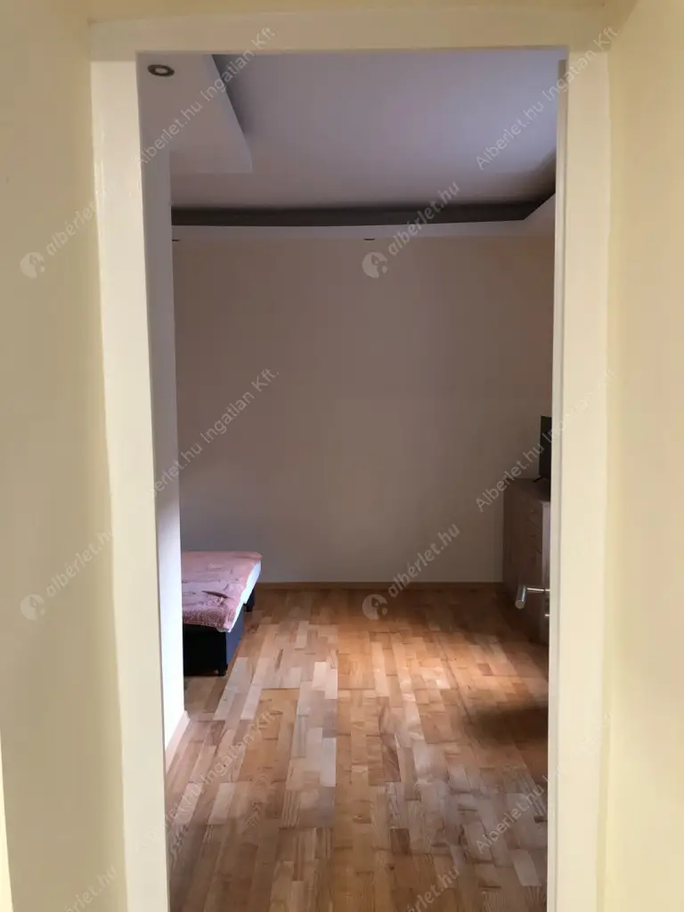 Kiadó albérlet 150000 Ft/hó áron: Budapest, IV. kerület  Venetiáner utca. Mérete: 30 nm, 1 szobás | Alberlet.hu - 6561581