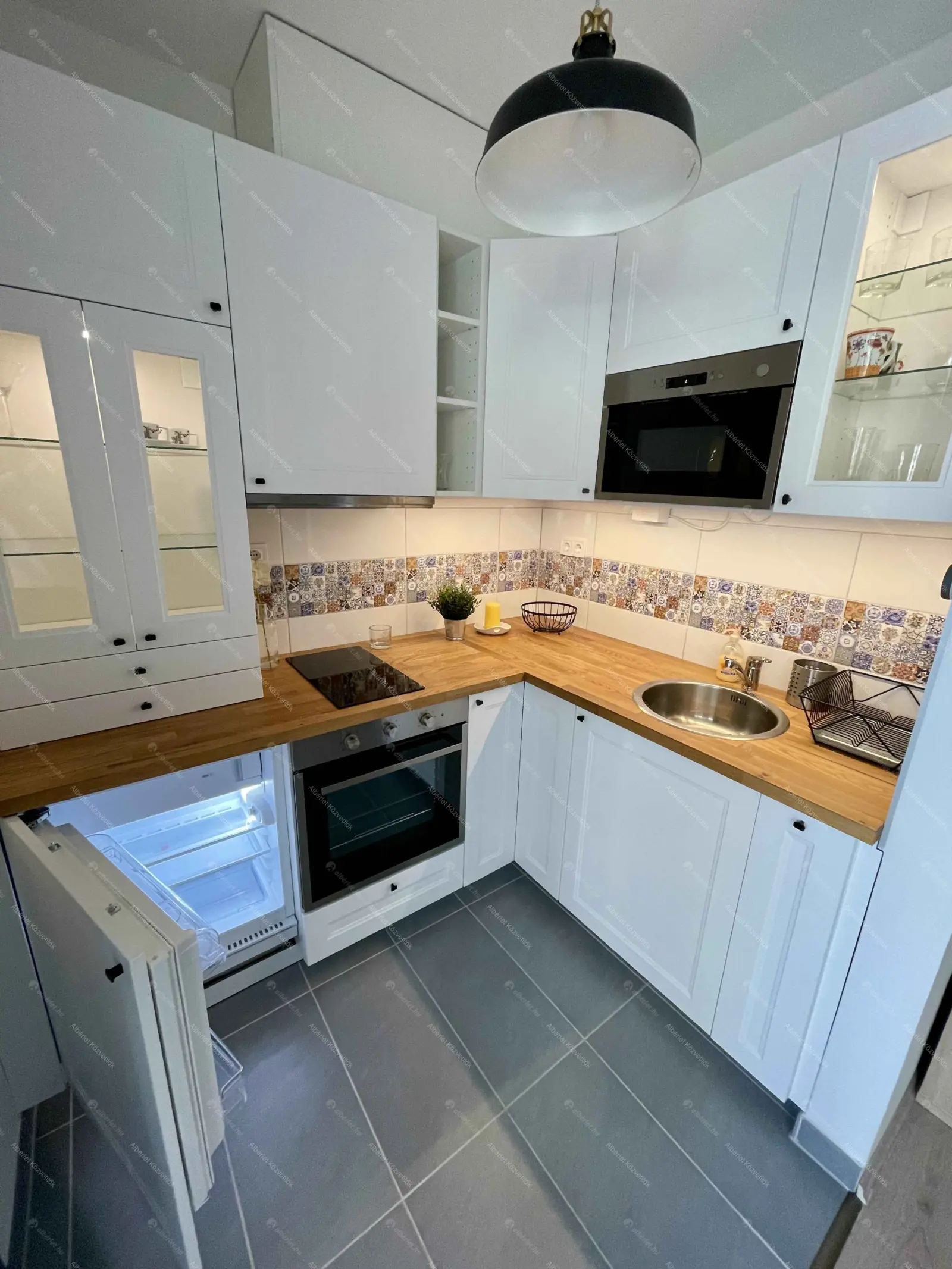 Kiadó albérlet 199000 Ft/hó áron: Budapest, IV. kerület  Wolfner utca. Mérete: 31 nm, 1 szobás | Alberlet.hu - 6709459