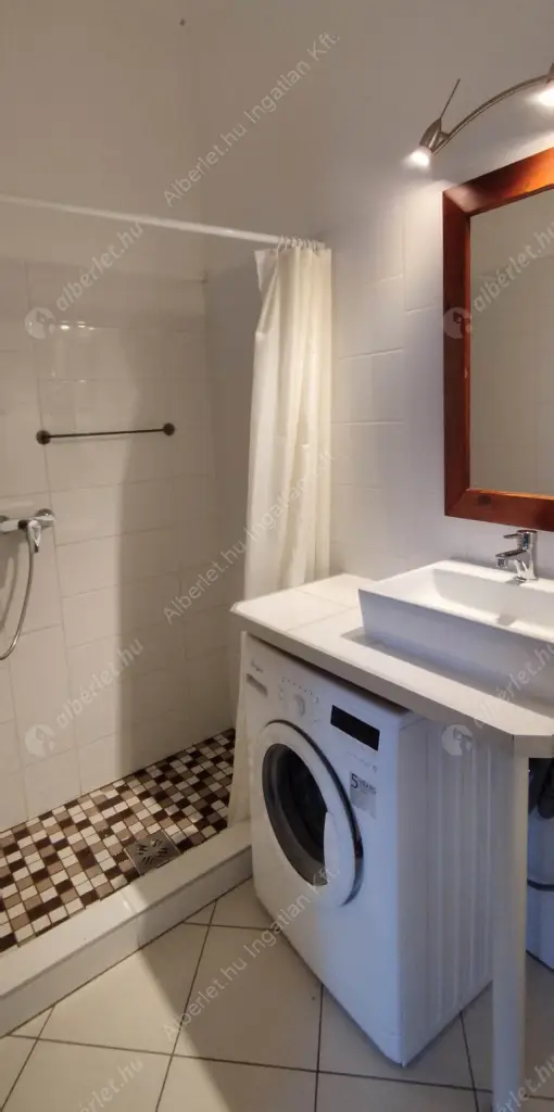 Kiadó albérlet 230000 Ft/hó áron: Budapest, IX. kerület  Angyal utca. Mérete: 27 nm, 1 szobás | Alberlet.hu - 6628513