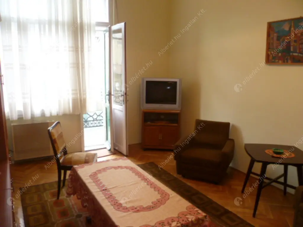 Kiadó albérlet 210000 Ft/hó áron: Budapest, IX. kerület  Bakáts utca. Mérete: 60 nm, 2 szobás | Alberlet.hu - 6613565