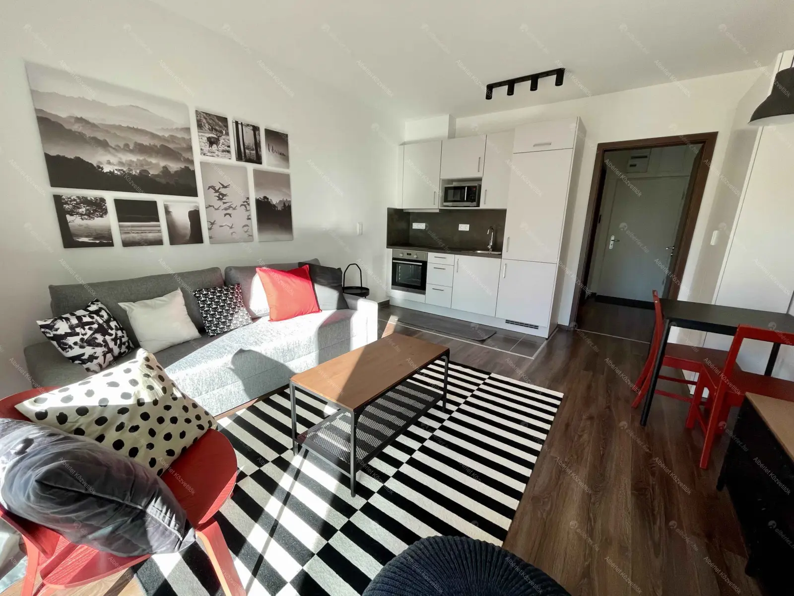 Kiadó albérlet 210000 Ft/hó áron: Budapest, IX. kerület  Balázs Béla utca. Mérete: 28 nm, 1 szobás | Alberlet.hu - 6697550