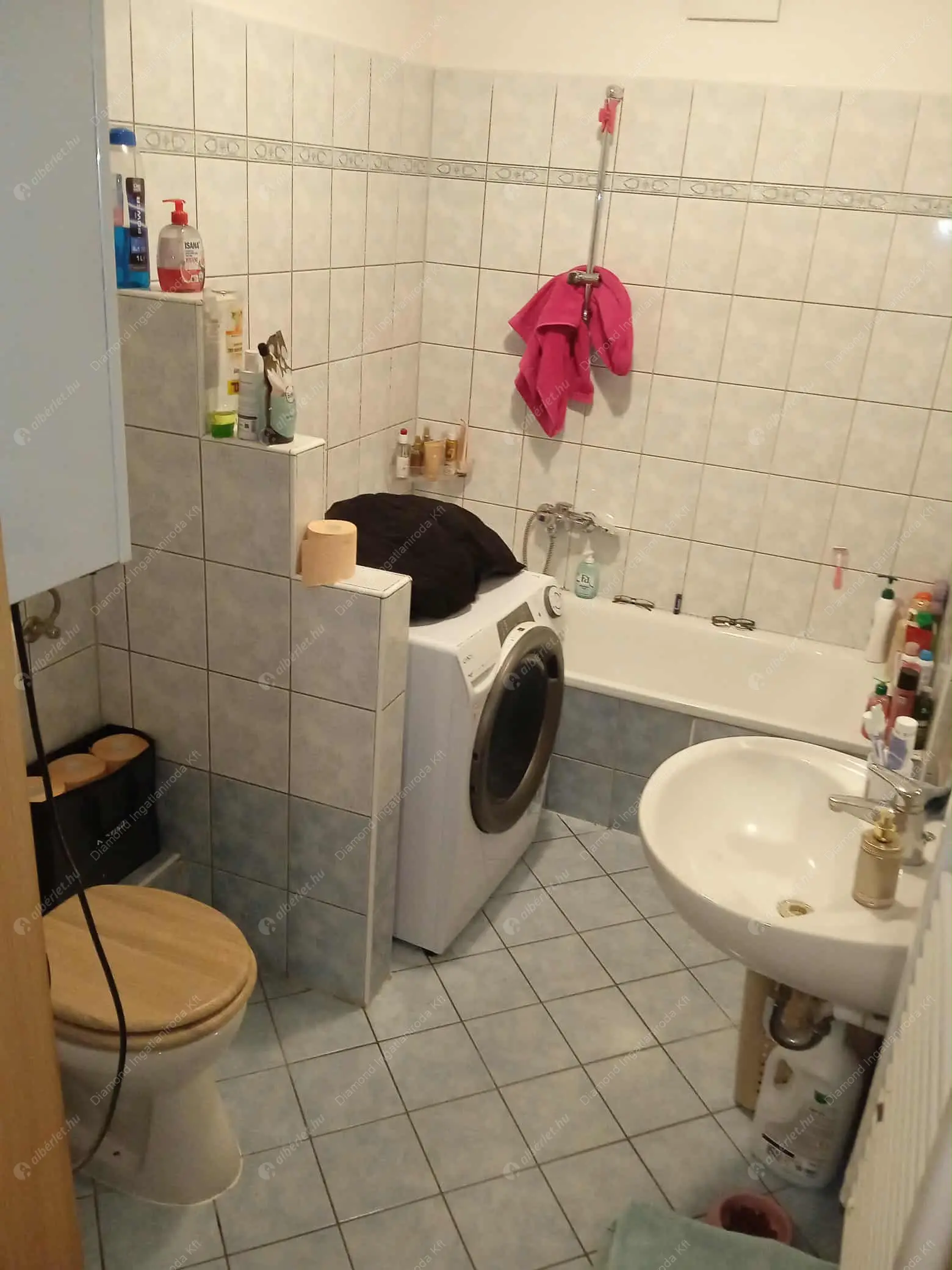 Kiadó albérlet 210000 Ft/hó áron: Budapest, IX. kerület  Balázs Béla utca. Mérete: 31 nm, 1 szobás | Alberlet.hu - 6628529