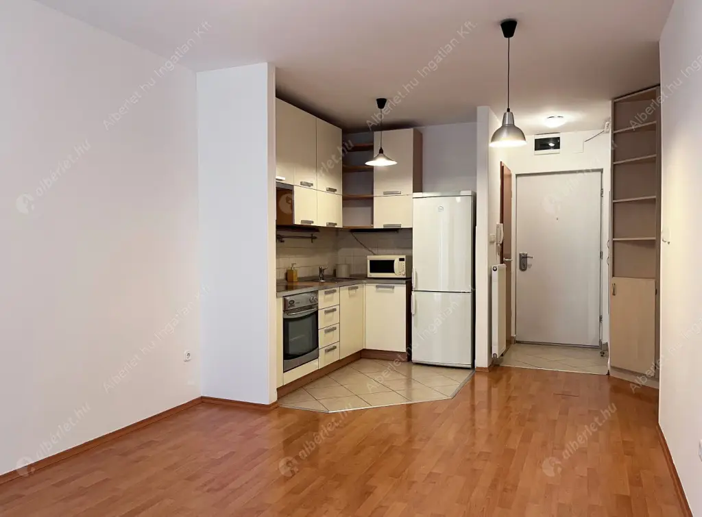 Kiadó albérlet 230000 Ft/hó áron: Budapest, IX. kerület  Balázs Béla utca. Mérete: 42 nm, 2 szobás | Alberlet.hu - 6578717