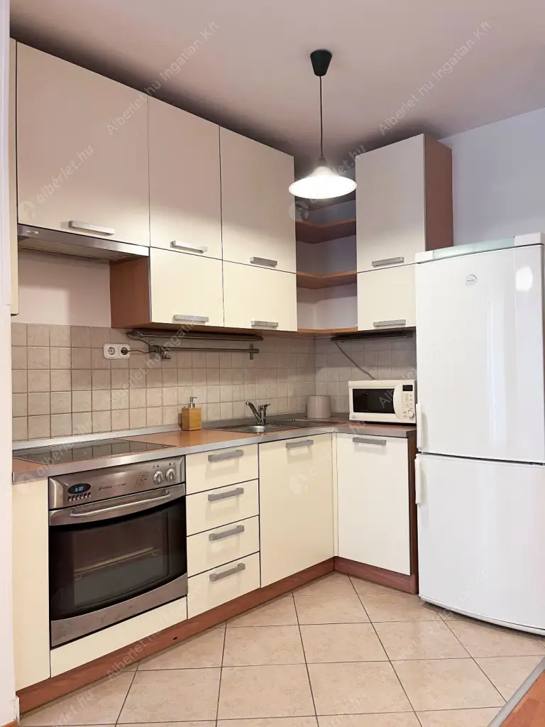 Kiadó albérlet 230000 Ft/hó áron: Budapest, IX. kerület  Balázs Béla utca. Mérete: 42 nm, 2 szobás | Alberlet.hu - 6625010