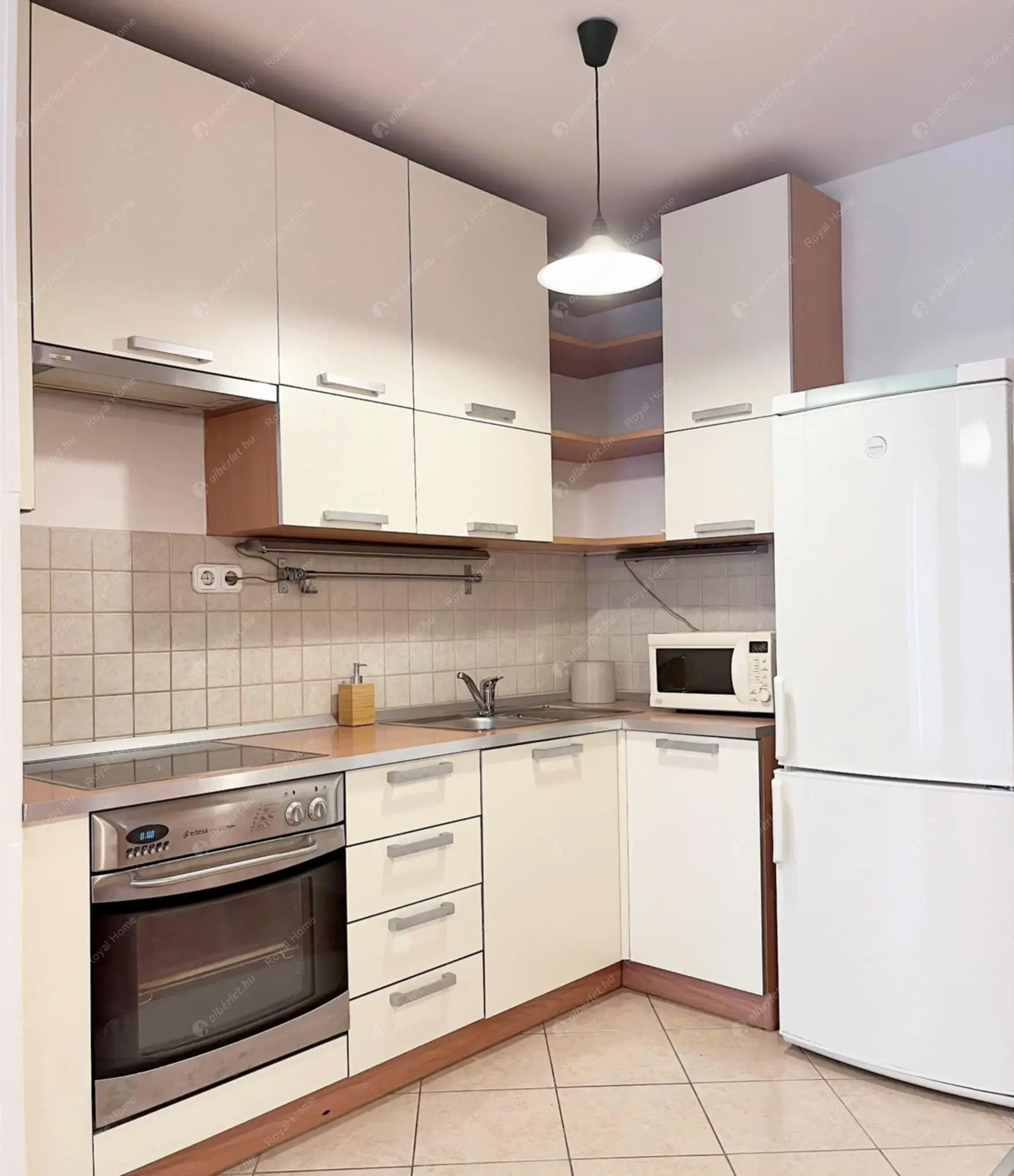 Kiadó albérlet 229000 Ft/hó áron: Budapest, IX. kerület  Balázs Béla utca. Mérete: 43 nm, 1 szobás | Alberlet.hu - 6586896