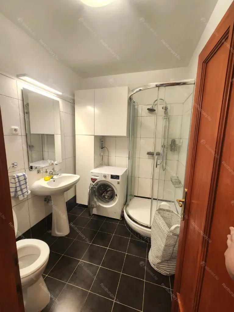 Kiadó albérlet 292000 Ft/hó áron: Budapest, IX. kerület  Balázs Béla utca. Mérete: 50 nm, 2 szobás | Alberlet.hu - 6679665