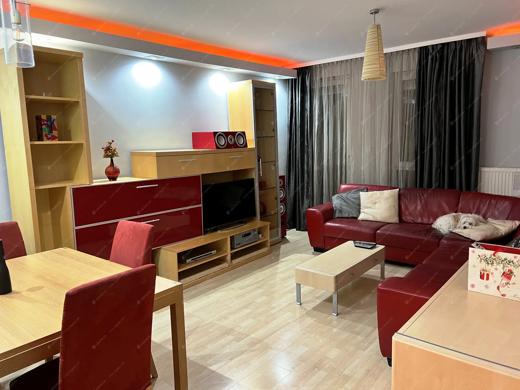 Kiadó albérlet 325000 Ft/hó áron: Budapest, IX. kerület  Balázs Béla utca. Mérete: 65 nm, 3 szobás | Alberlet.hu - 6636843