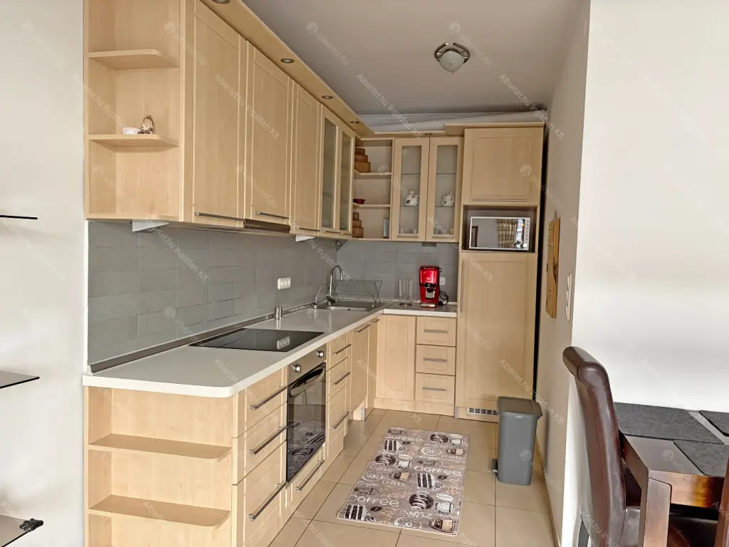 Kiadó albérlet 350000 Ft/hó áron: Budapest, IX. kerület  Balázs Béla utca. Mérete: 65 nm, 2 szobás | Alberlet.hu - 6663860