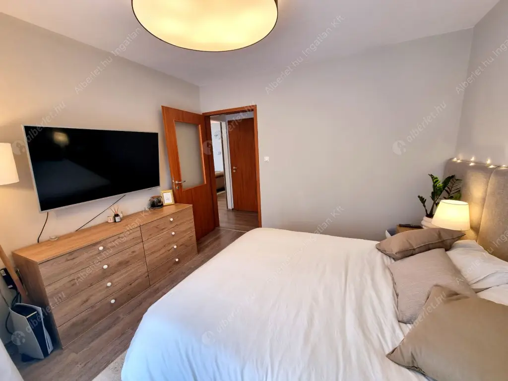Kiadó albérlet 450000 Ft/hó áron: Budapest, IX. kerület  Balázs Béla utca. Mérete: 66 nm, 3 szobás | Alberlet.hu - 6610811