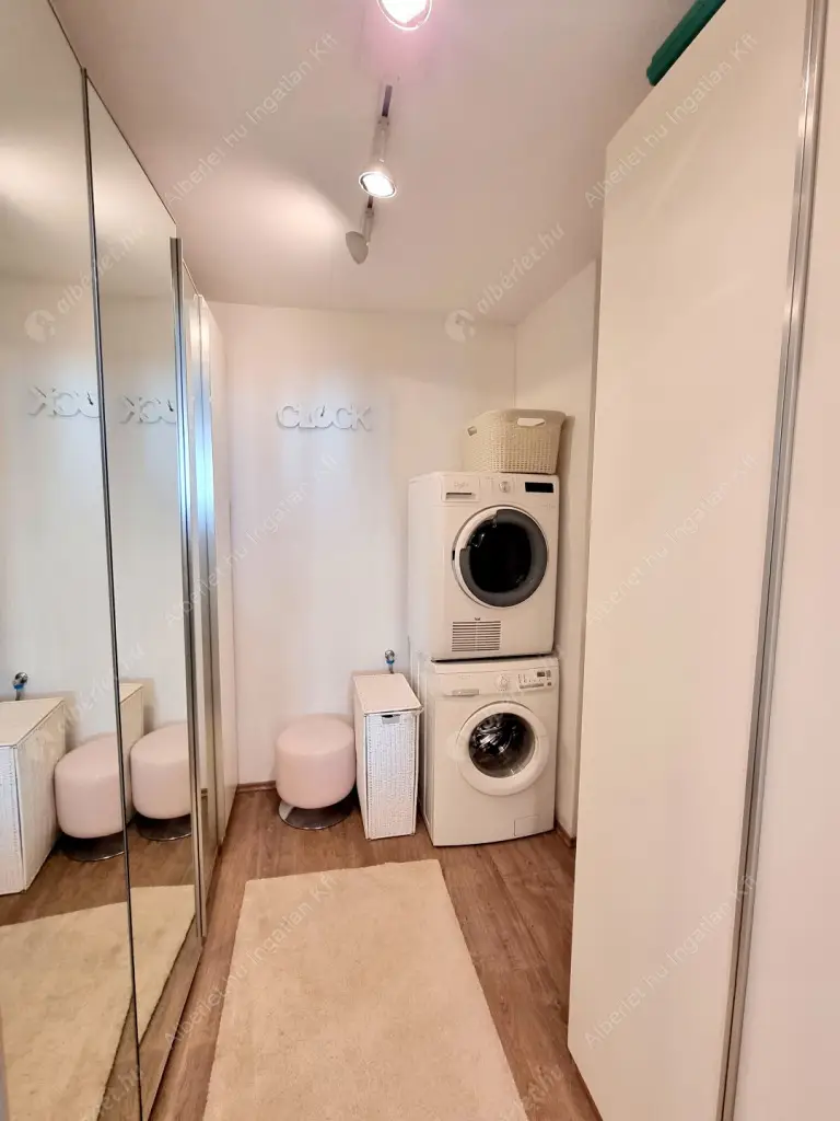 Kiadó albérlet 450000 Ft/hó áron: Budapest, IX. kerület  Balázs Béla utca. Mérete: 66 nm, 3 szobás | Alberlet.hu - 6610821