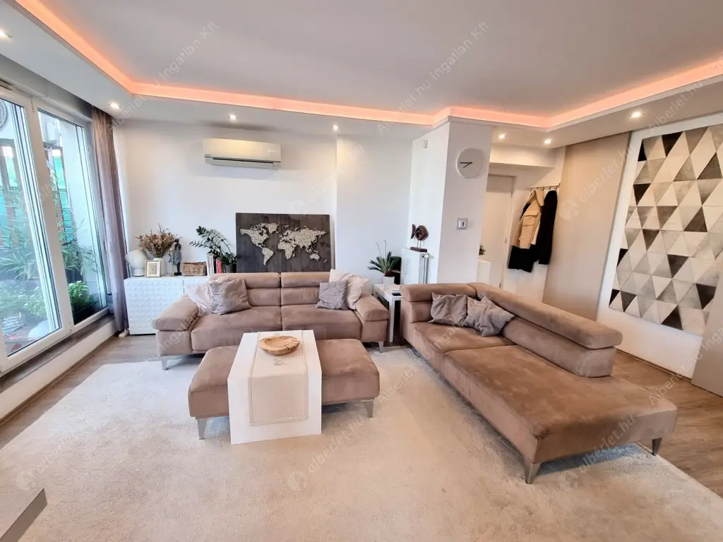 Kiadó albérlet 450000 Ft/hó áron: Budapest, IX. kerület  Balázs Béla utca. Mérete: 66 nm, 3 szobás | Alberlet.hu - 6619006