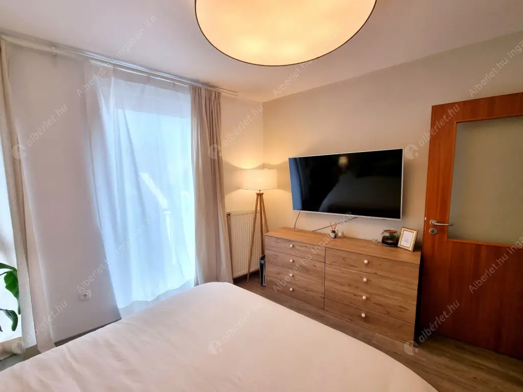 Kiadó albérlet 450000 Ft/hó áron: Budapest, IX. kerület  Balázs Béla utca. Mérete: 66 nm, 3 szobás | Alberlet.hu - 6619013