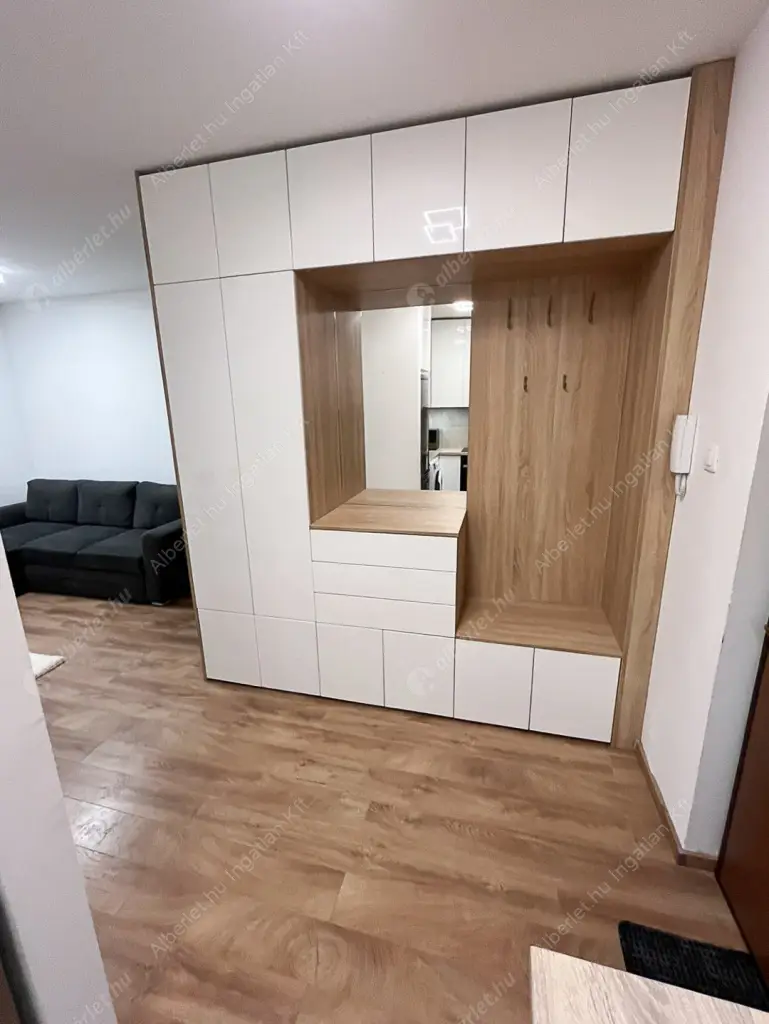 Kiadó albérlet 410000 Ft/hó áron: Budapest, IX. kerület  Balázs Béla utca. Mérete: 68 nm, 2 szobás | Alberlet.hu - 6618081