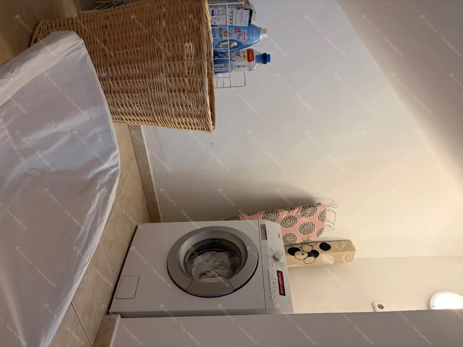 Kiadó albérlet 400000 Ft/hó áron: Budapest, IX. kerület  Balázs Béla utca. Mérete: 83 nm, 2 szobás | Alberlet.hu - 6655441