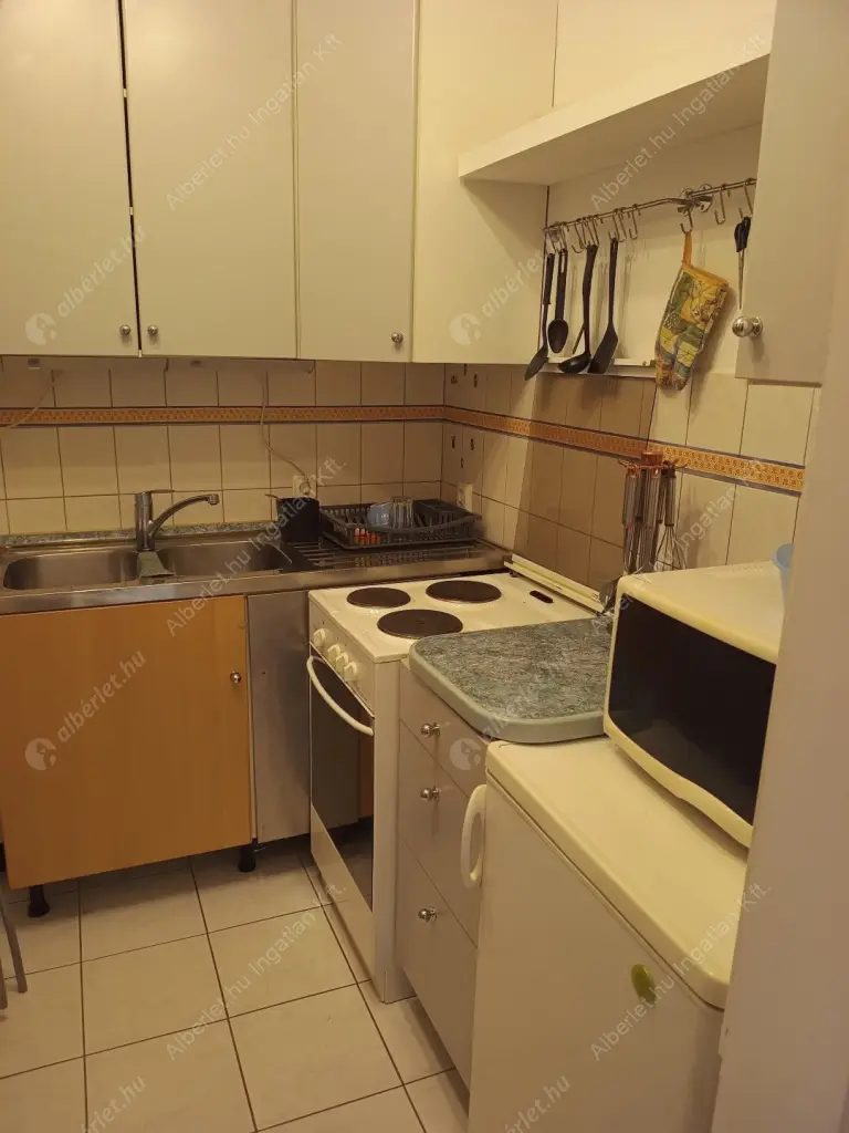 Kiadó albérlet 230000 Ft/hó áron: Budapest, IX. kerület  Berzenczey utca. Mérete: 35 nm, 1 szobás | Alberlet.hu - 6566271