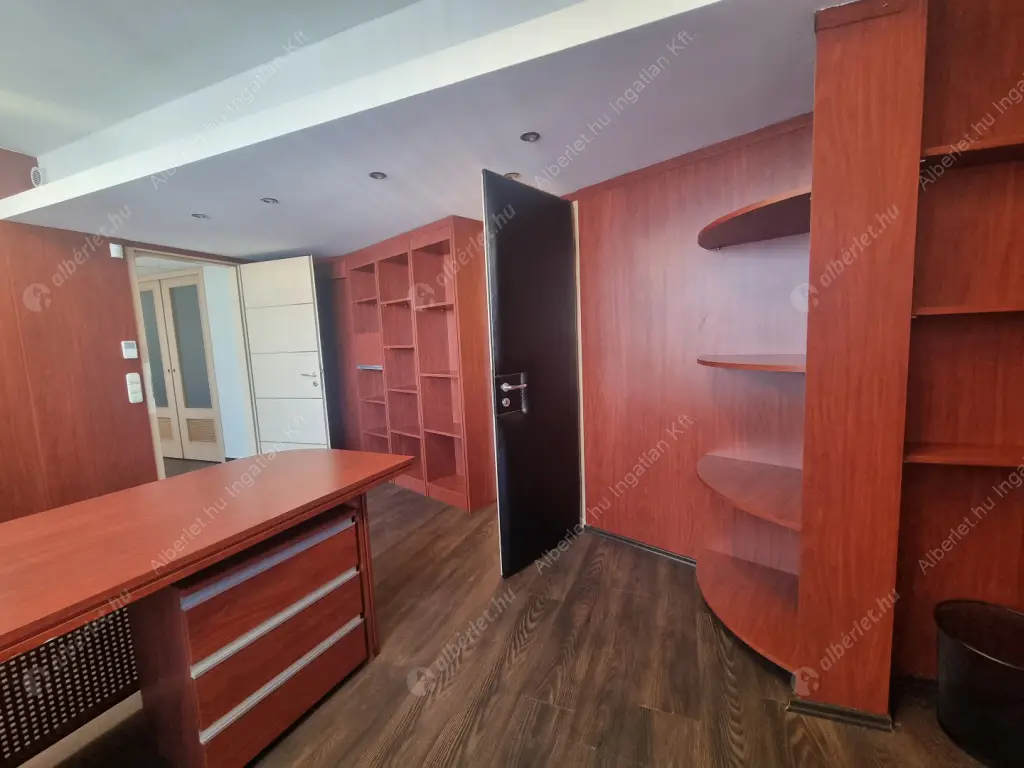 Kiadó albérlet 696000 Ft/hó áron: Budapest, IX. kerület  Boráros tér. Mérete: 107 nm, 4 szobás | Alberlet.hu - 6540367