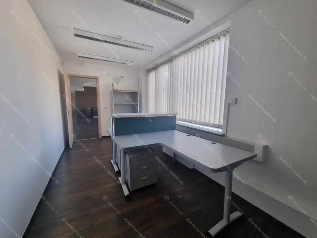 Kiadó albérlet 696000 Ft/hó áron: Budapest, IX. kerület  Boráros tér. Mérete: 107 nm, 4 szobás | Alberlet.hu - 6645221