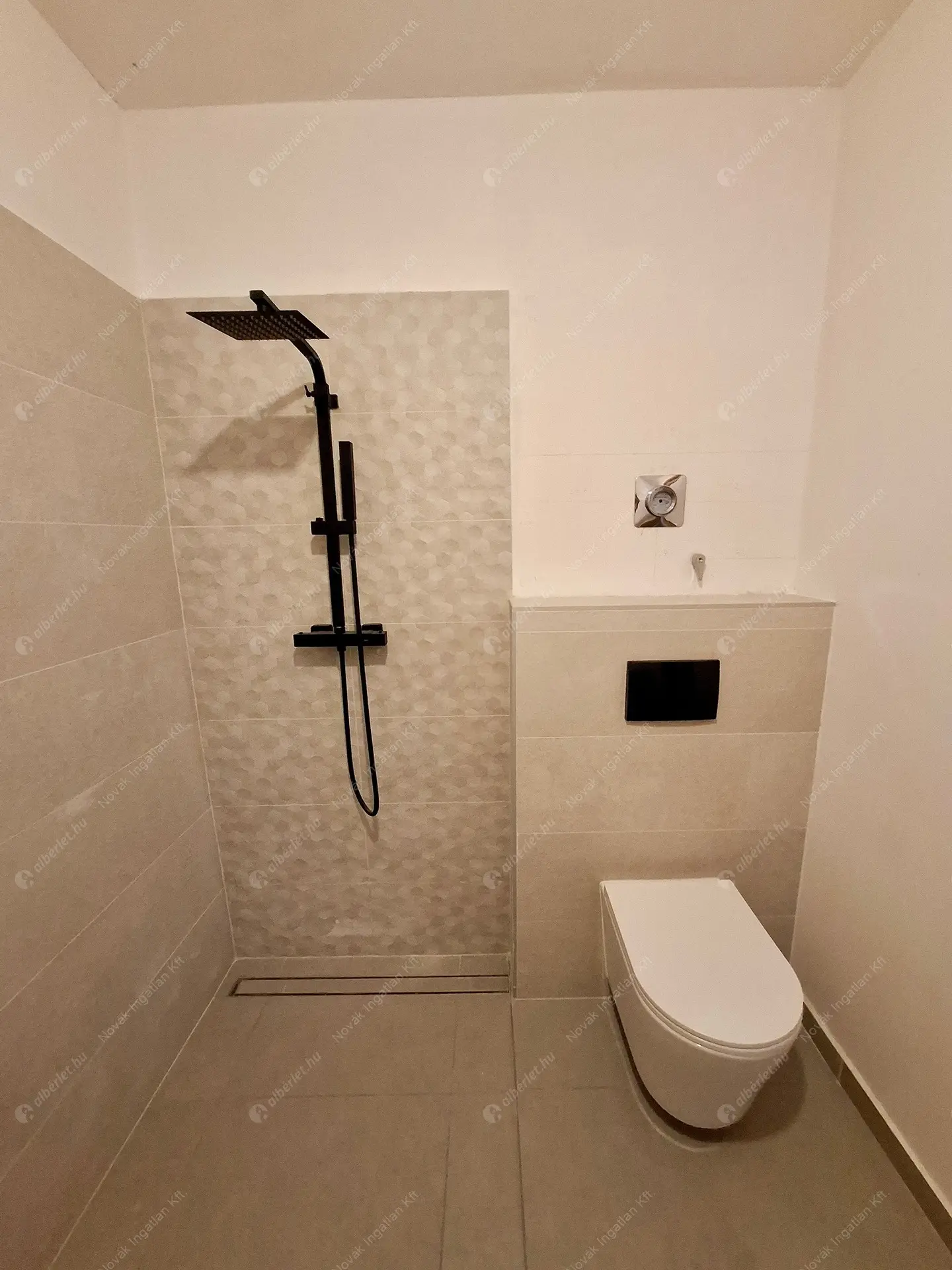 Kiadó albérlet 250000 Ft/hó áron: Budapest, IX. kerület  Boráros tér. Mérete: 40 nm, 1 szobás | Alberlet.hu - 6503556