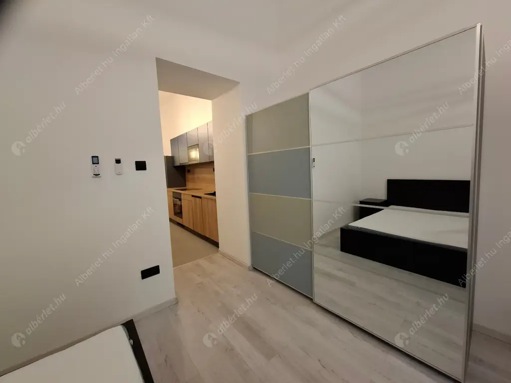 Kiadó albérlet 250000 Ft/hó áron: Budapest, IX. kerület  Boráros tér. Mérete: 40 nm, 1 szobás | Alberlet.hu - 6634316