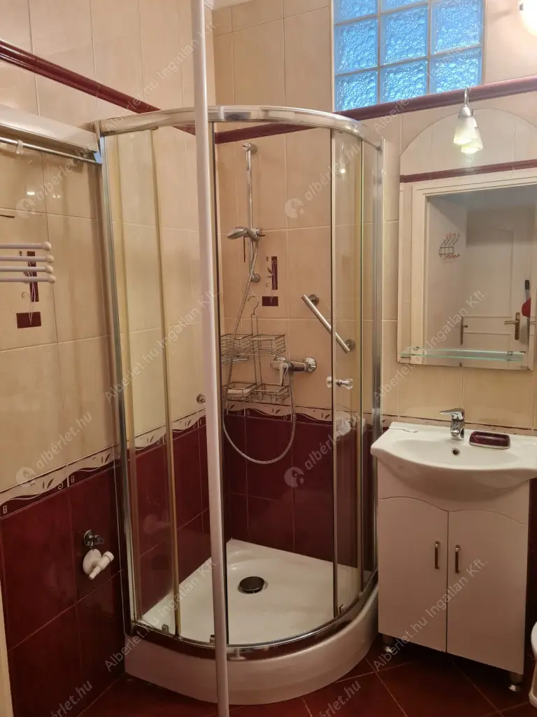 Kiadó albérlet 230000 Ft/hó áron: Budapest, IX. kerület  Csengettyű utca. Mérete: 45 nm, 2 szobás | Alberlet.hu - 6598409