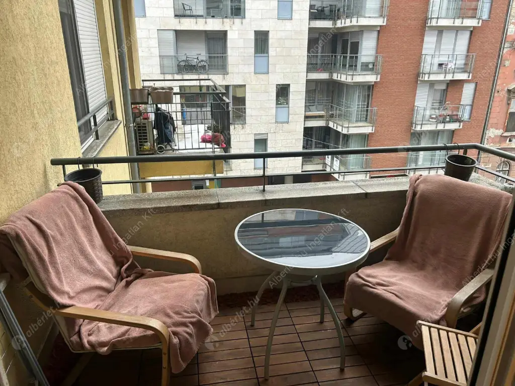 Kiadó albérlet 250000 Ft/hó áron: Budapest, IX. kerület  Dandár utca. Mérete: 33 nm, 1 szobás | Alberlet.hu - 6636429