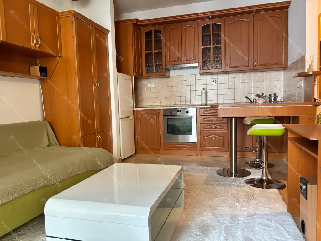 Kiadó albérlet 230000 Ft/hó áron: Budapest, IX. kerület  Dandár utca. Mérete: 33 nm, 1 szobás | Alberlet.hu - 6669582