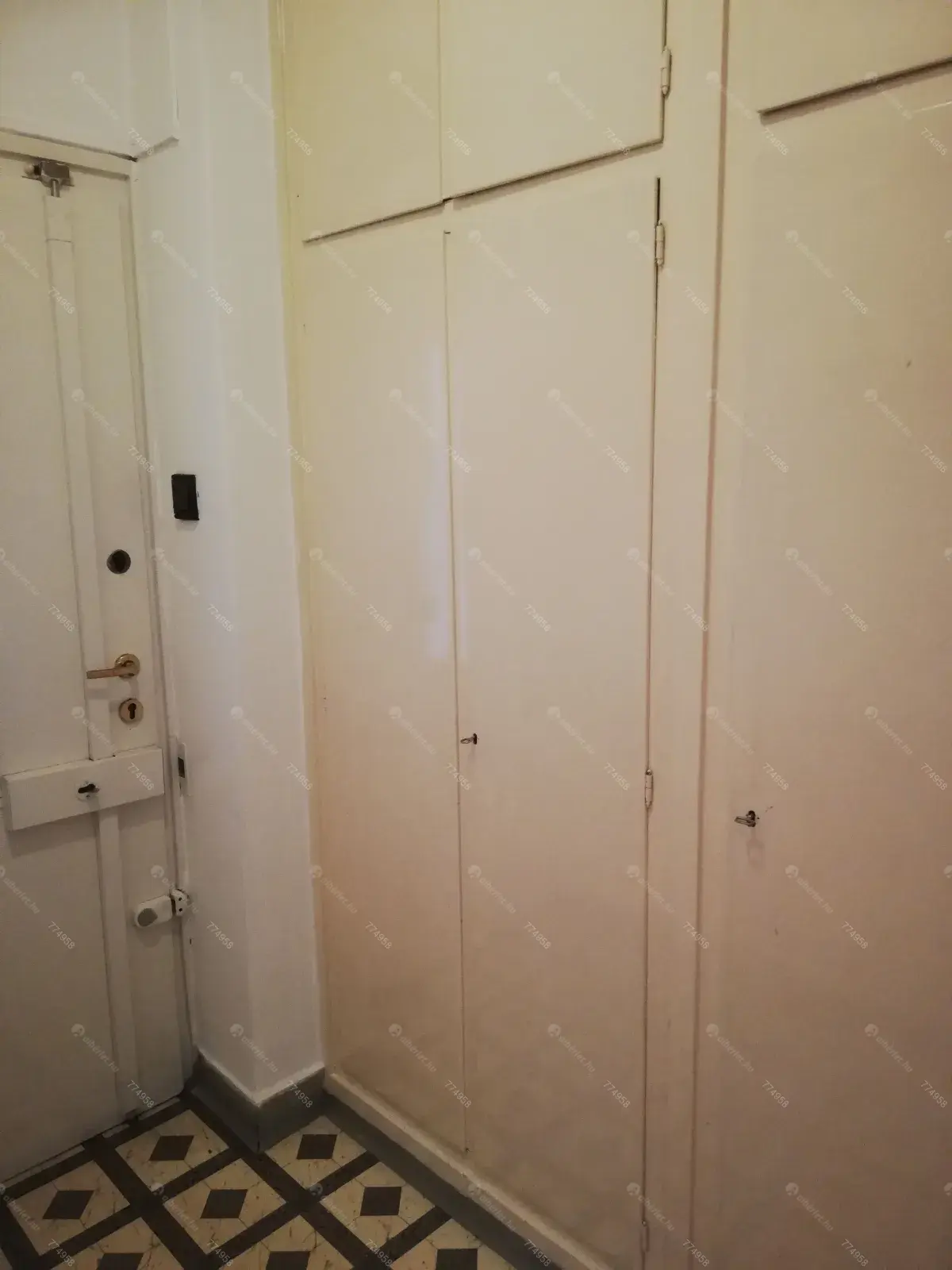 Kiadó albérlet 150000 Ft/hó áron: Budapest, IX. kerület  Dési Huber utca. Mérete: 27 nm, 1 szobás | Alberlet.hu - 6658624