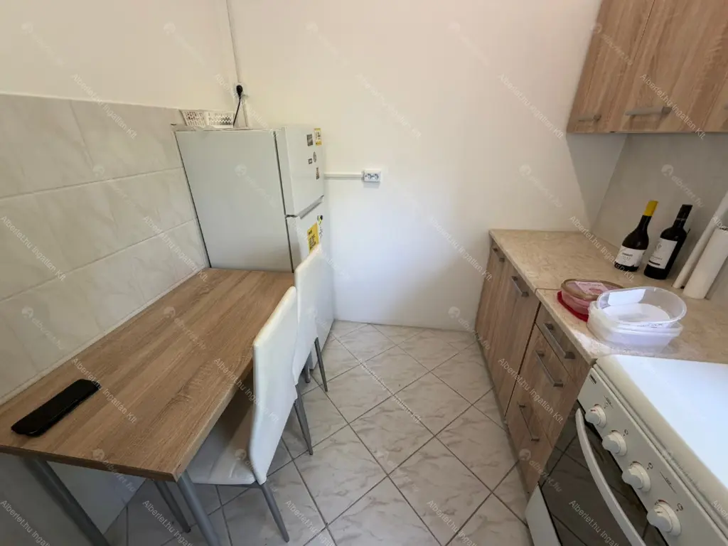 Kiadó albérlet 200000 Ft/hó áron: Budapest, IX. kerület  Dési Huber utca. Mérete: 50 nm, 2 szobás | Alberlet.hu - 6703605