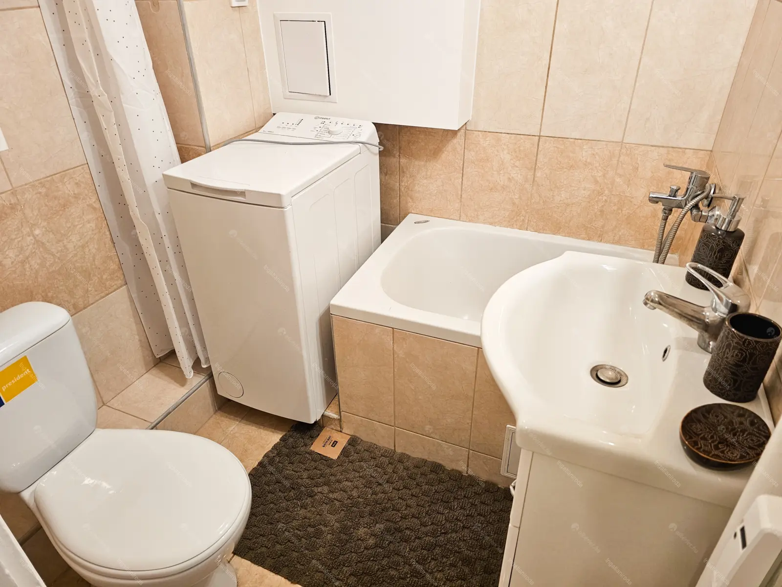 Kiadó albérlet 180000 Ft/hó áron: Budapest, IX. kerület  Ecseri út. Mérete: 27 nm, 1 szobás | Alberlet.hu - 6659242