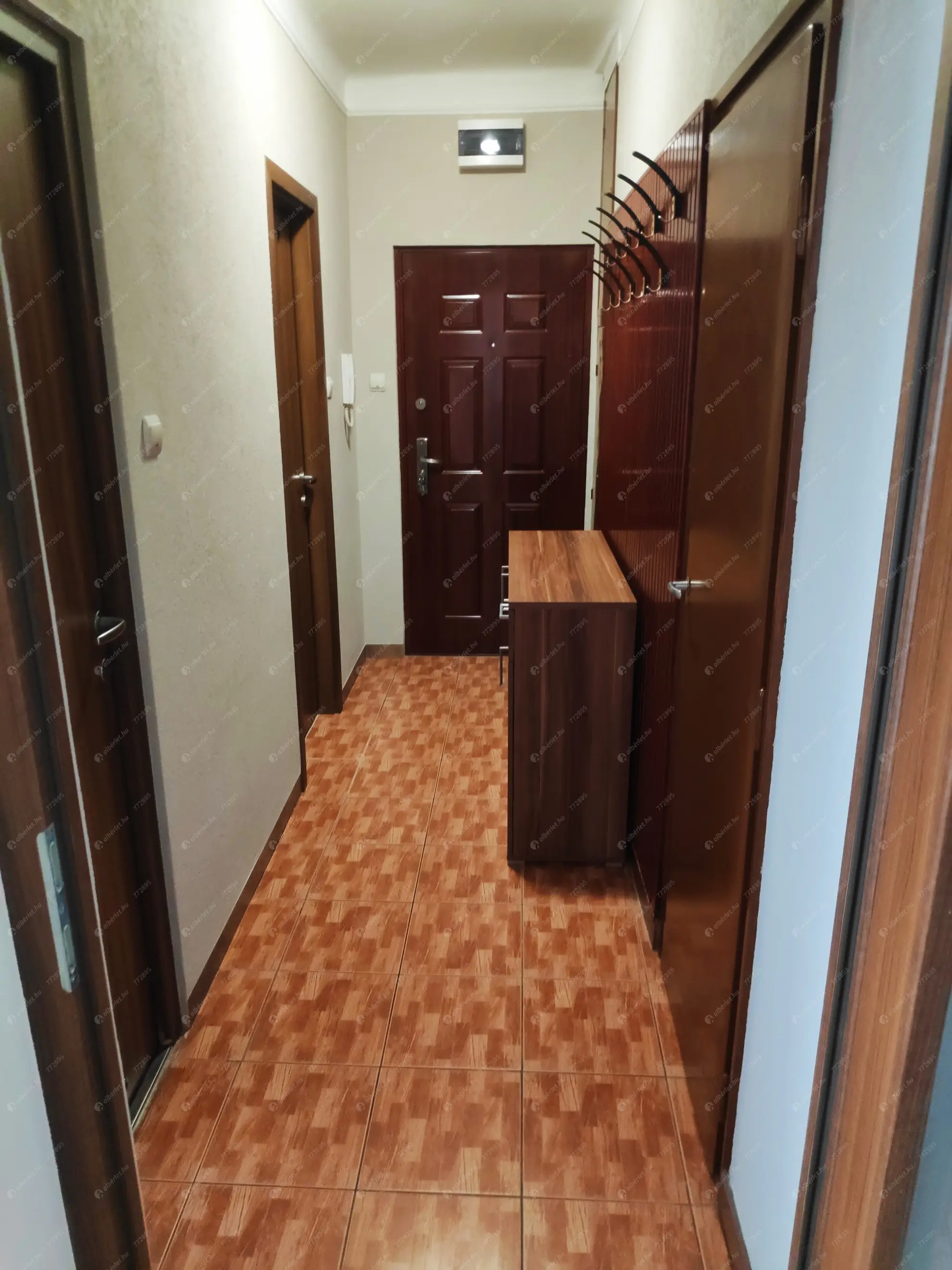 Kiadó albérlet 200000 Ft/hó áron: Budapest, IX. kerület  Epreserdő utca. Mérete: 39 nm, 1 szobás | Alberlet.hu - 6621205