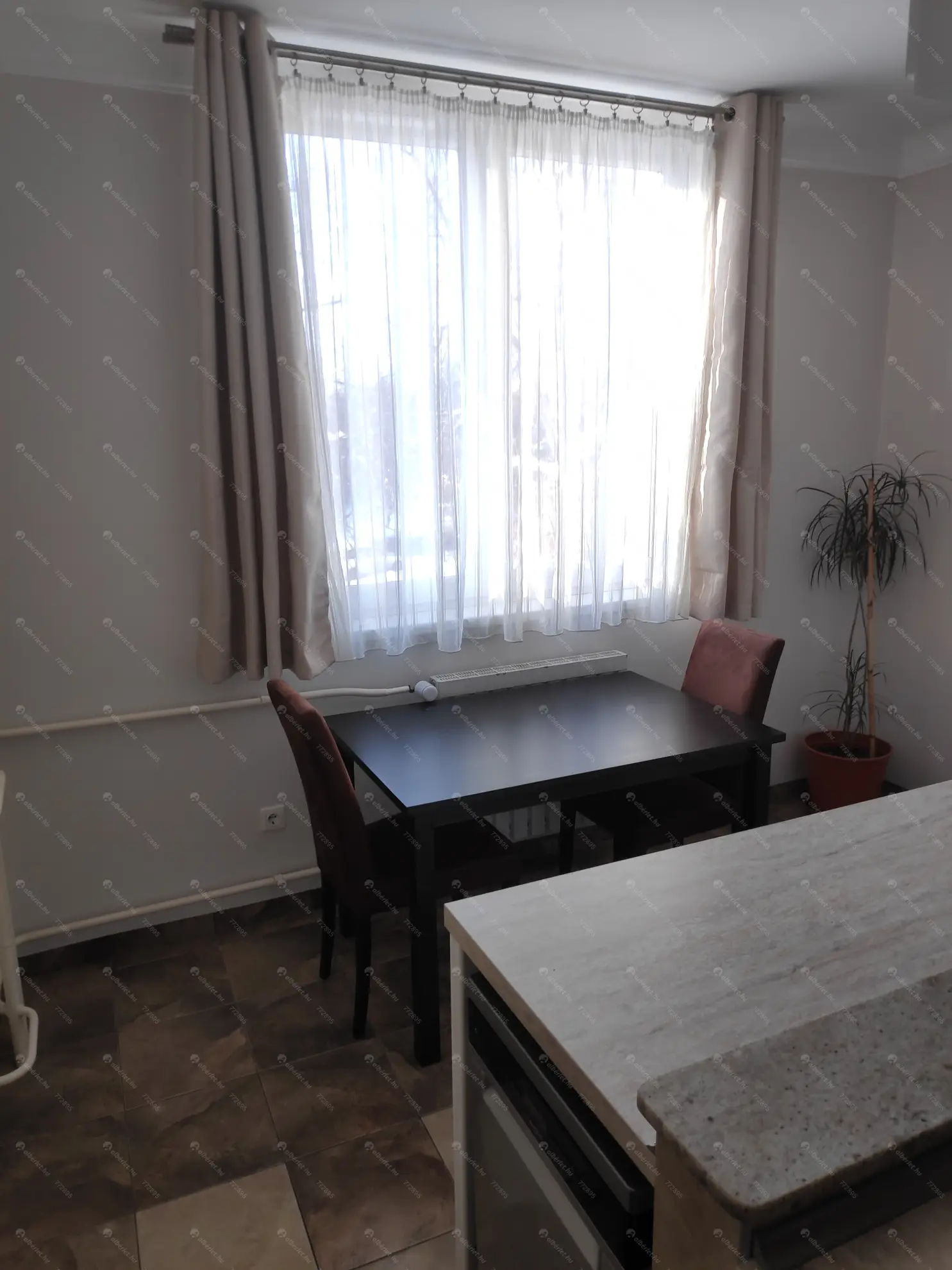 Kiadó albérlet 200000 Ft/hó áron: Budapest, IX. kerület  Epreserdő utca. Mérete: 39 nm, 1 szobás | Alberlet.hu - 6621208