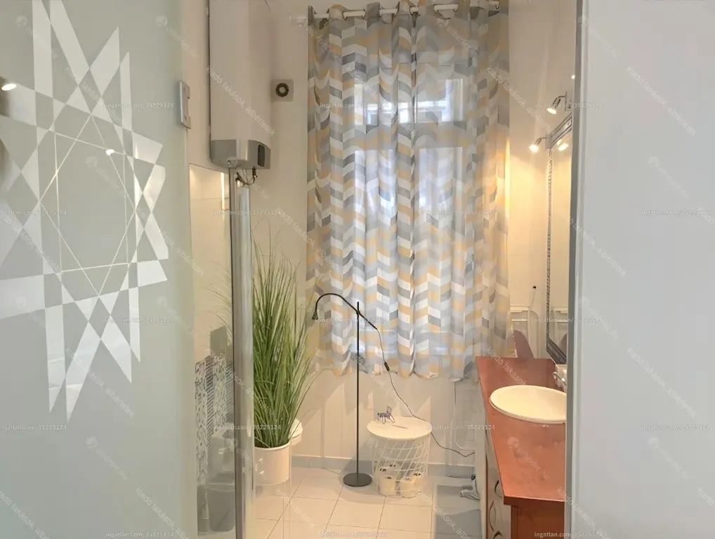 Kiadó albérlet 240000 Ft/hó áron: Budapest, IX. kerület  Erkel utca. Mérete: 34 nm, 1 szobás | Alberlet.hu - 6653508