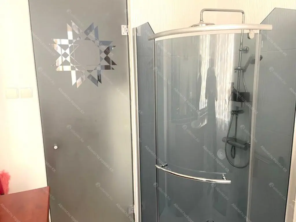 Kiadó albérlet 260000 Ft/hó áron: Budapest, IX. kerület  Erkel utca. Mérete: 34 nm, 1 szobás | Alberlet.hu - 6658529