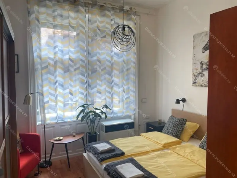 Kiadó albérlet 260000 Ft/hó áron: Budapest, IX. kerület  Erkel utca. Mérete: 34 nm, 1 szobás | Alberlet.hu - 6659421