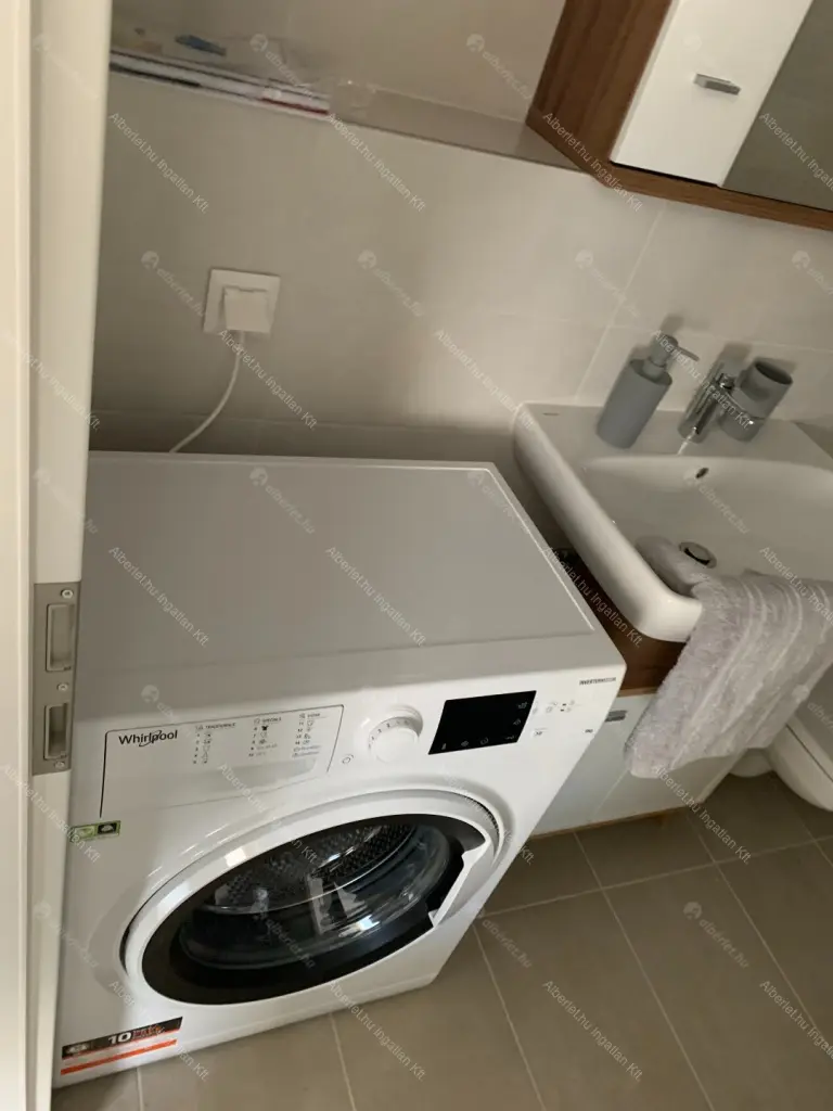 Kiadó albérlet 450000 Ft/hó áron: Budapest, IX. kerület  Erkel utca. Mérete: 53 nm, 2 szobás | Alberlet.hu - 6683916