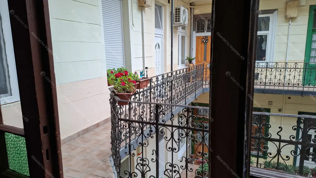 Kiadó albérlet 200000 Ft/hó áron: Budapest, IX. kerület  Ernő utca. Mérete: 30 nm, 1 szobás | Alberlet.hu - 6645030