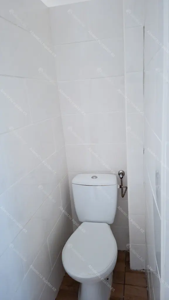 Kiadó albérlet 200000 Ft/hó áron: Budapest, IX. kerület  Ernő utca. Mérete: 30 nm, 1 szobás | Alberlet.hu - 6645037