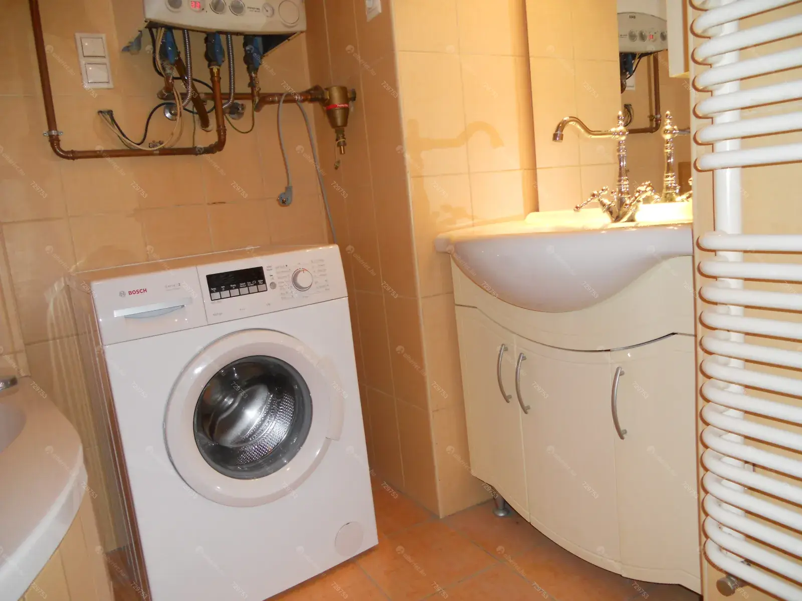 Kiadó albérlet 90000 Ft/hó áron: Budapest, IX. kerület   Ferenc körút . Mérete: 15 nm, 4 szobás | Alberlet.hu - 6653658