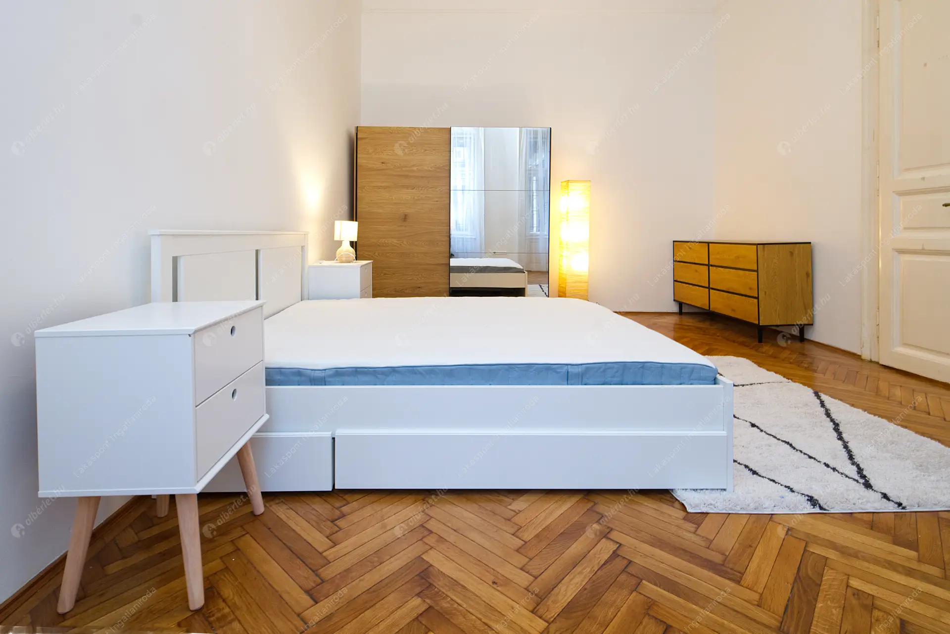 Kiadó albérlet 420000 Ft/hó áron: Budapest, IX. kerület  Ferenc körút. Mérete: 105 nm, 4 szobás | Alberlet.hu - 6602490