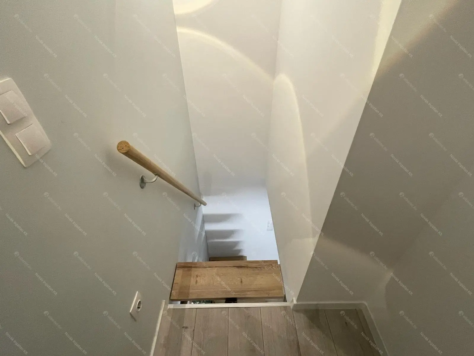 Kiadó albérlet 290000 Ft/hó áron: Budapest, IX. kerület  Ferenc körút. Mérete: 32 nm, 2 szobás | Alberlet.hu - 6672222