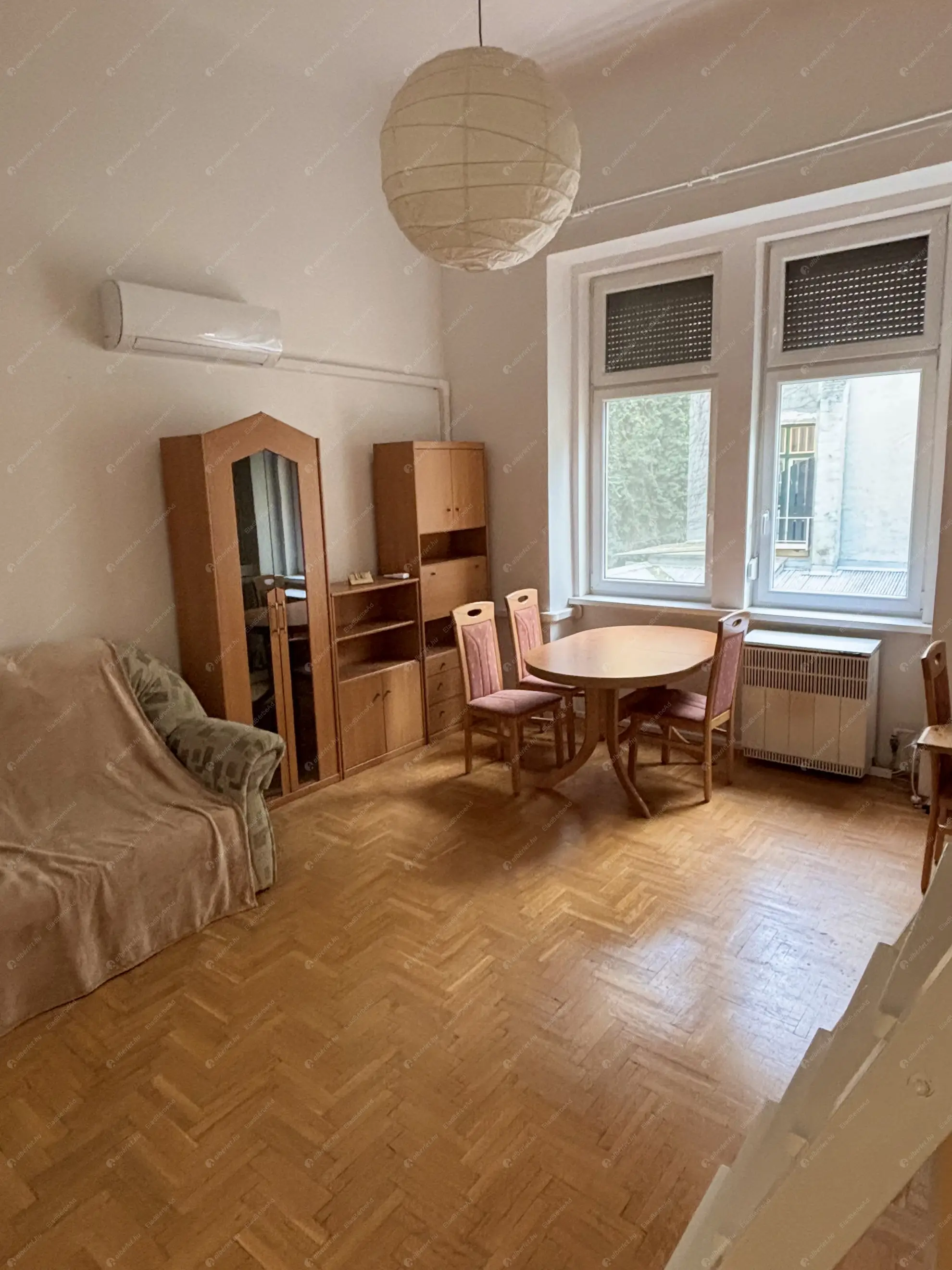 Kiadó albérlet 217000 Ft/hó áron: Budapest, IX. kerület  Ferenc körút. Mérete: 54 nm, 1 szobás | Alberlet.hu - 6581523