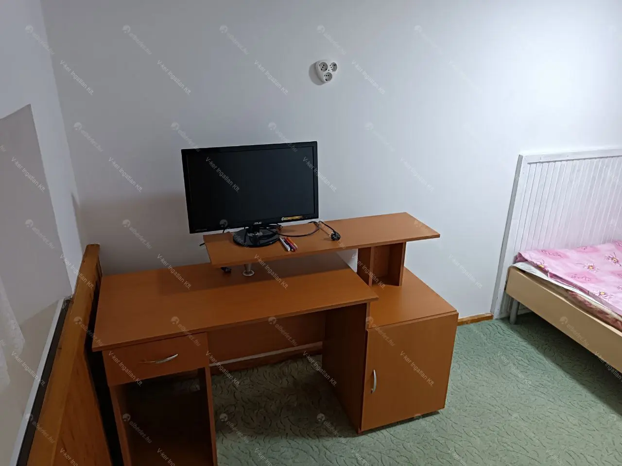 Kiadó albérlet 240000 Ft/hó áron: Budapest, IX. kerület  Ferenc körút. Mérete: 60 nm, 1 szobás | Alberlet.hu - 6643434