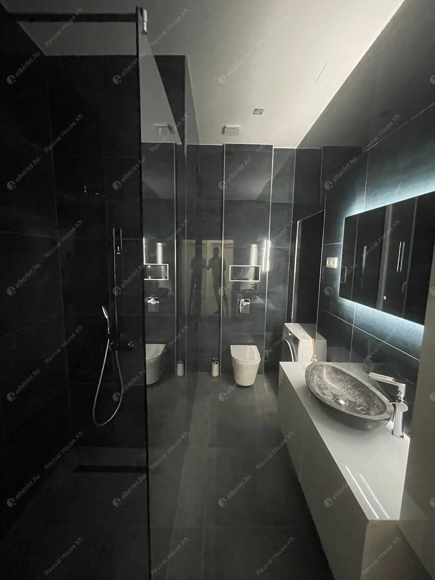 Kiadó albérlet 549000 Ft/hó áron: Budapest, IX. kerület  Ferenc körút. Mérete: 83 nm, 3 szobás | Alberlet.hu - 6376460