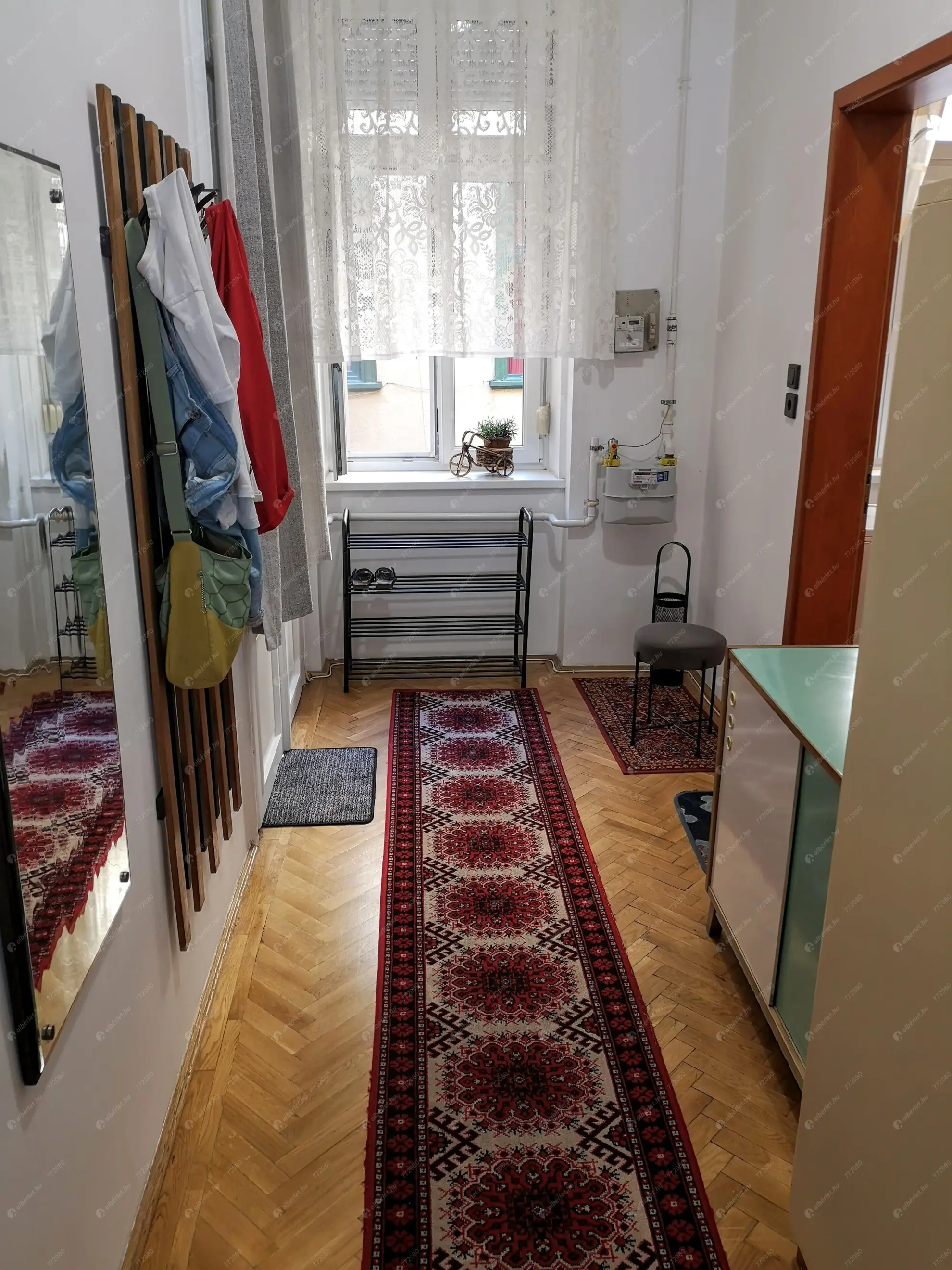 Kiadó albérlet 55000 Ft/hó áron: Budapest, IX. kerület  Ferenc Krt . Mérete: 65 nm, 3 szobás | Alberlet.hu - 6603262