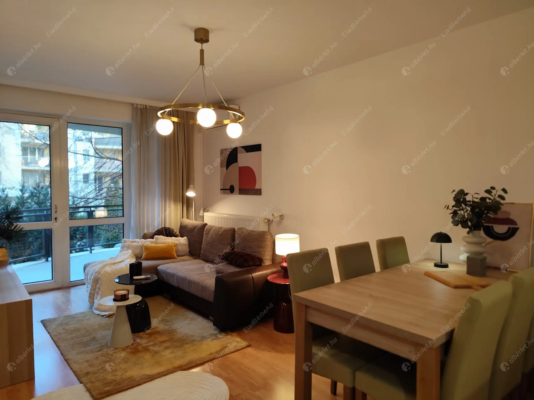 Kiadó albérlet 300000 Ft/hó áron: Budapest, IX. kerület  Ferenc tér. Mérete: 44 nm, 2 szobás | Alberlet.hu - 6578792