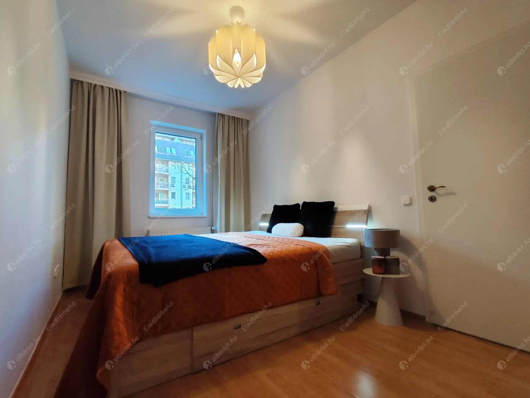 Kiadó albérlet 300000 Ft/hó áron: Budapest, IX. kerület  Ferenc tér. Mérete: 44 nm, 2 szobás | Alberlet.hu - 6578793