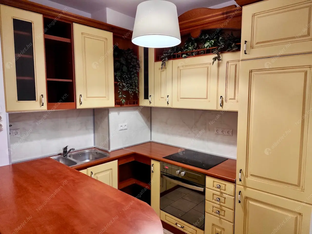 Kiadó albérlet 300000 Ft/hó áron: Budapest, IX. kerület  Ferenc tér. Mérete: 44 nm, 2 szobás | Alberlet.hu - 6585544