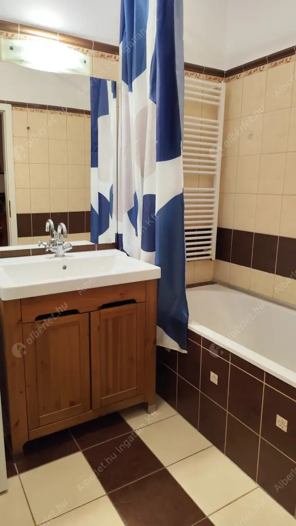 Kiadó albérlet 300000 Ft/hó áron: Budapest, IX. kerület  Ferenc tér. Mérete: 44 nm, 2 szobás | Alberlet.hu - 6590919